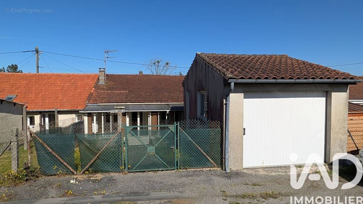 Photo 1 - Maison à MONTENDRE