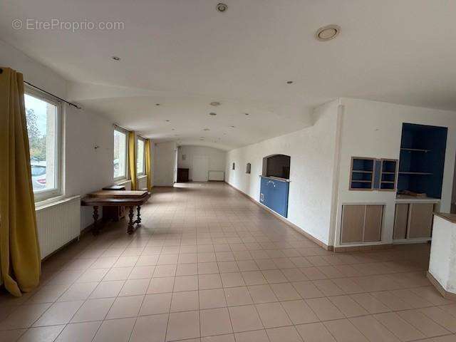 Commerce 175 m² à Orbec  - photo 5