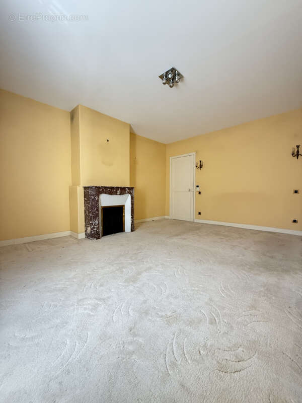 Centre ville / maison de caractere / jardin 3 chambres / double garage - photo 9
