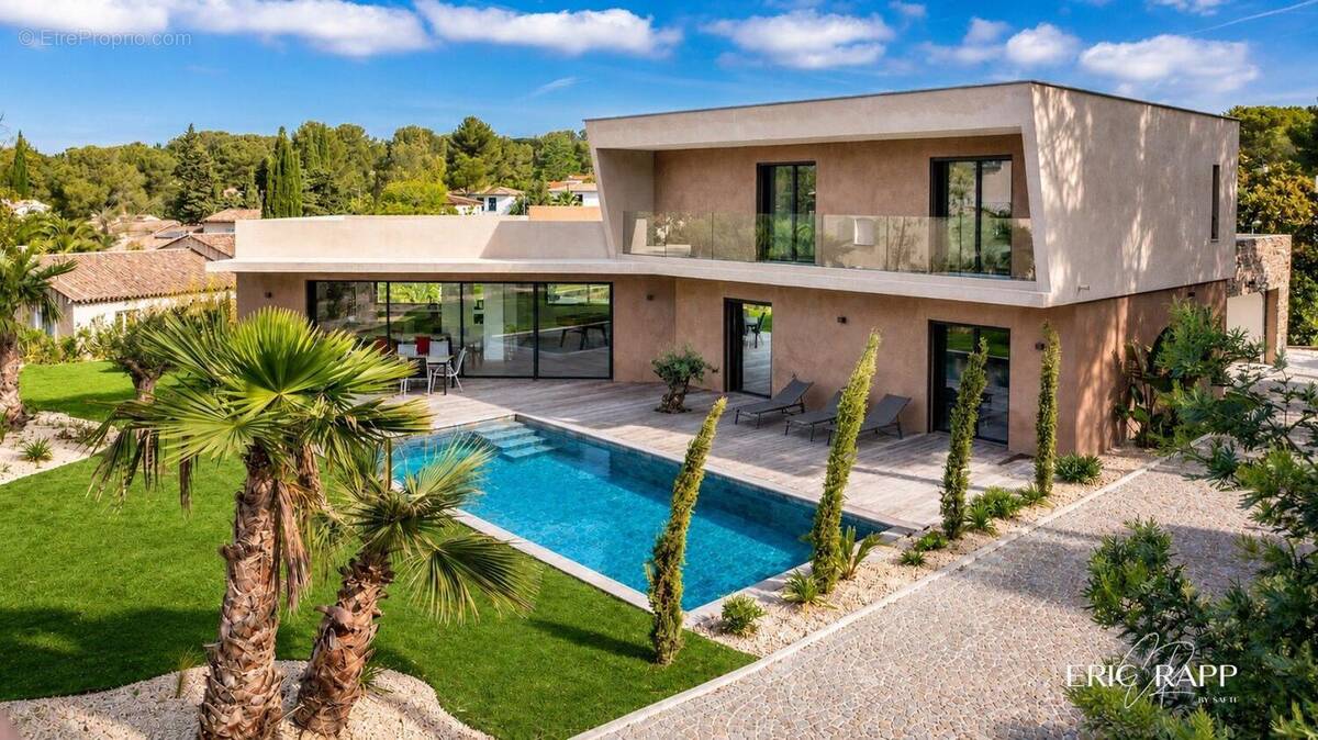 Photo 1 - Maison à SAINT-RAPHAEL