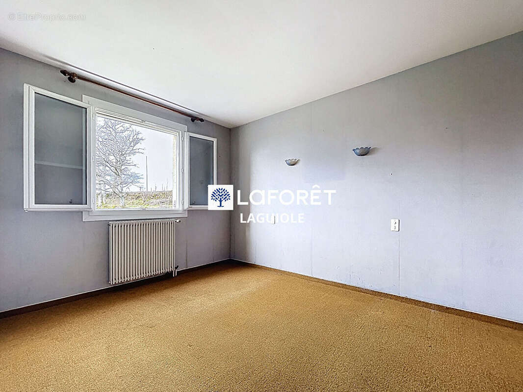 Maison à SAINT-HIPPOLYTE