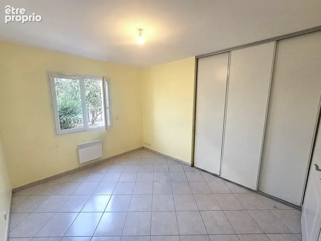 SOUAL, maison récente 114 m2 de plain pied - photo 4