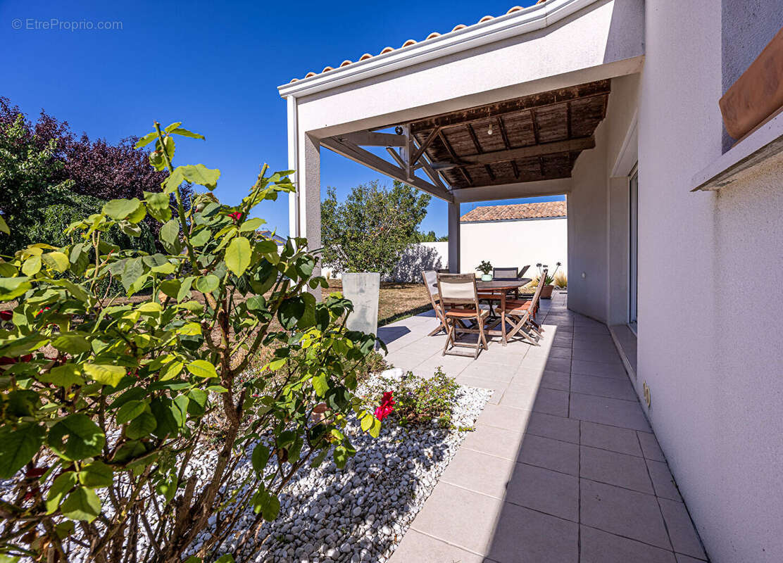 Maison de plain pied dans le centre de  St Vivien - photo 11