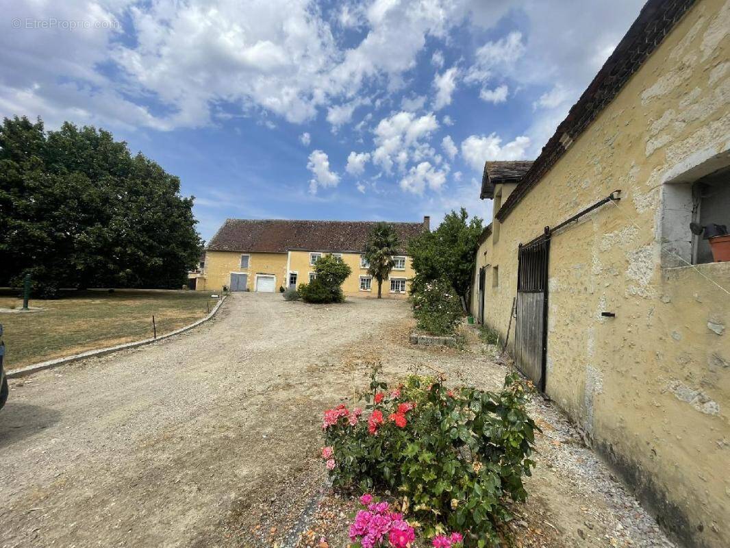Maison à LA CHAPELLE-SOUEF