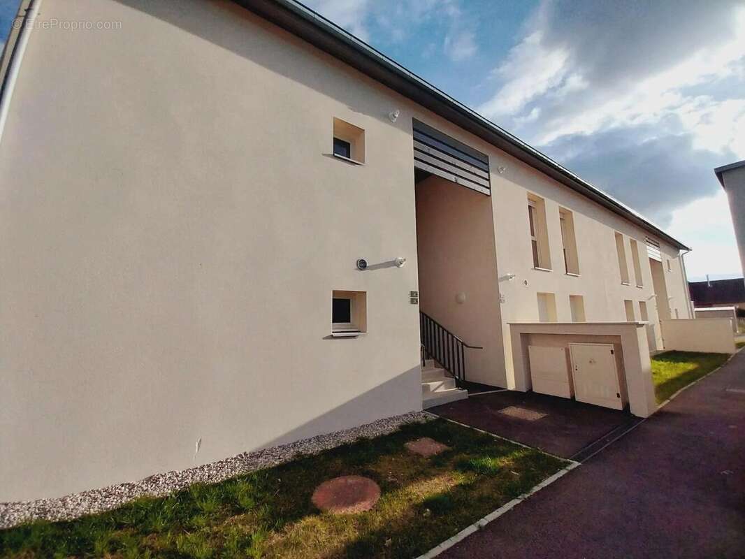 Appartement à COGNIN-LES-GORGES