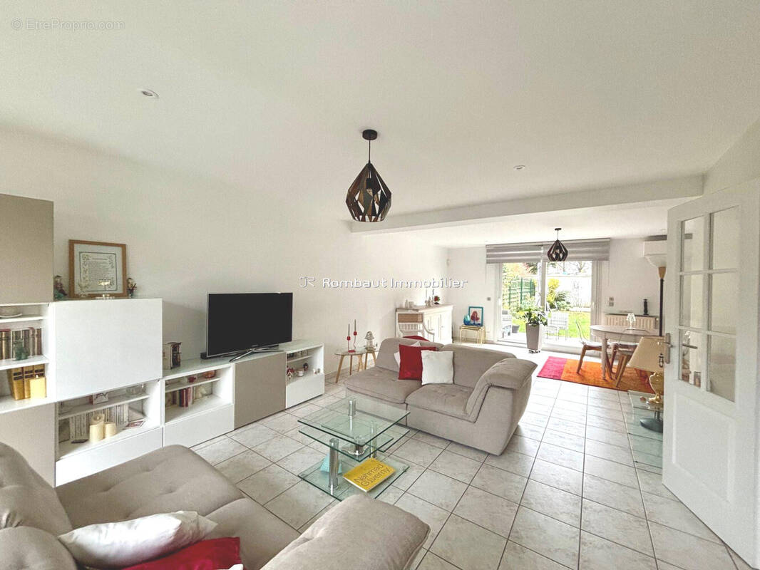 Maison à LA CELLE-SAINT-CLOUD