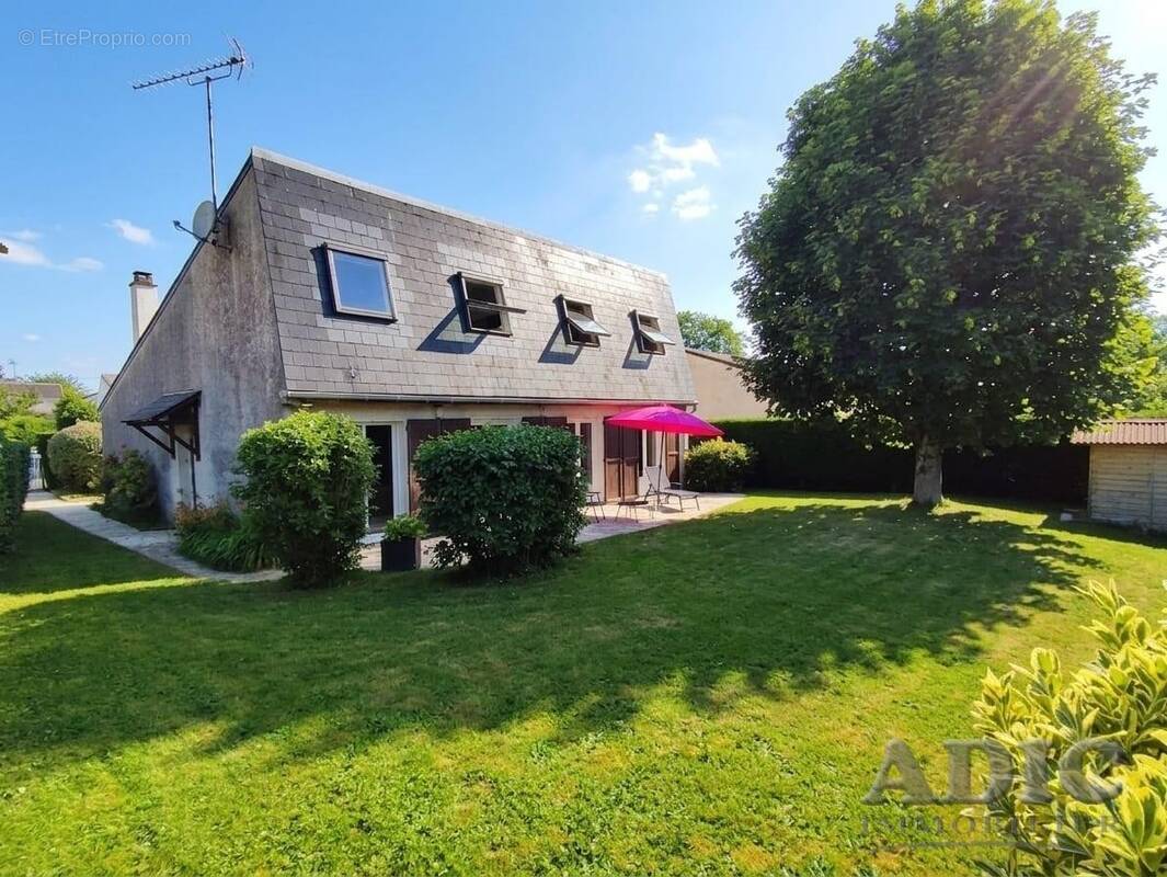Maison à DAMMARTIN-EN-GOELE