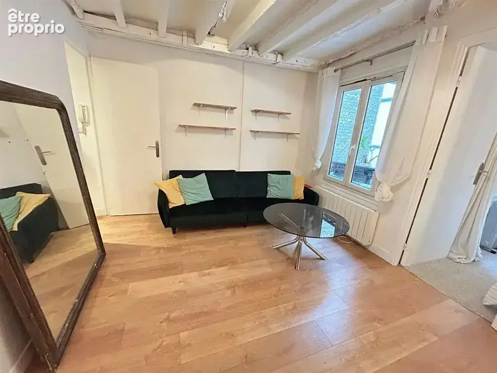 Rue bichat - 2 pieces vendu meuble - photo 2