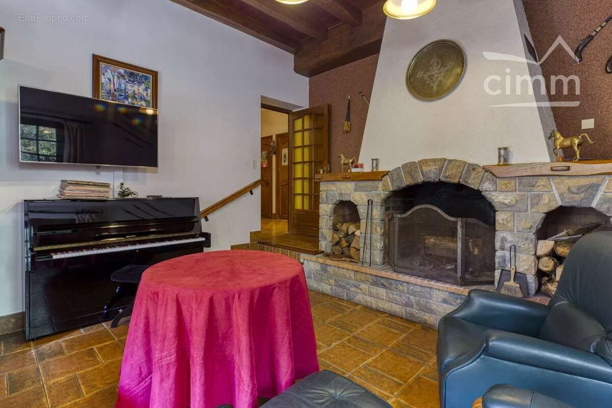 Maison à LES ABRETS