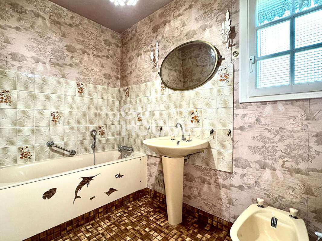 Maison à PONT-L'EVEQUE