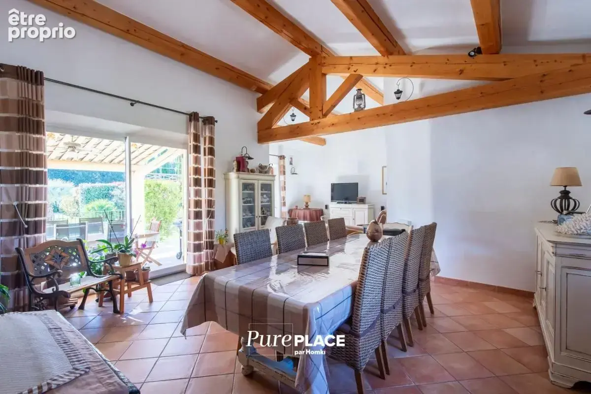 Mas provençal d’exception – Vue sur le Luberon – Environnement confidentiel - photo 2