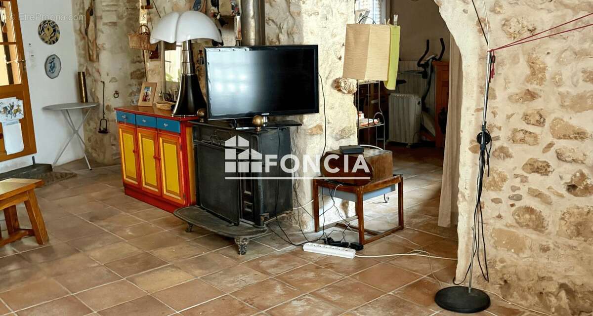 Maison à CORRENS