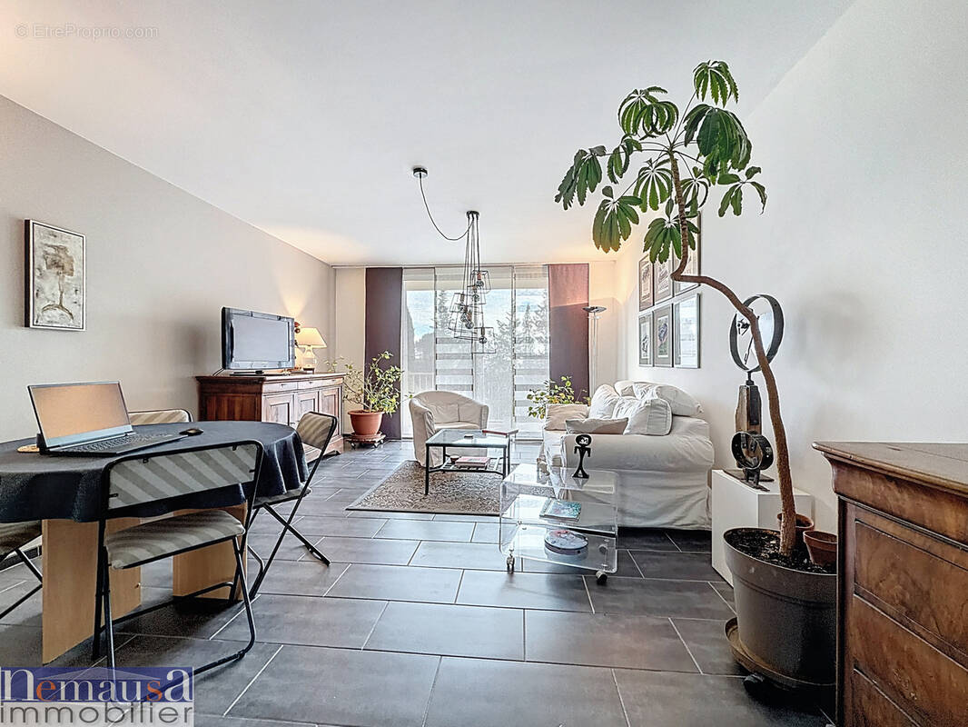 Appartement à NIMES
