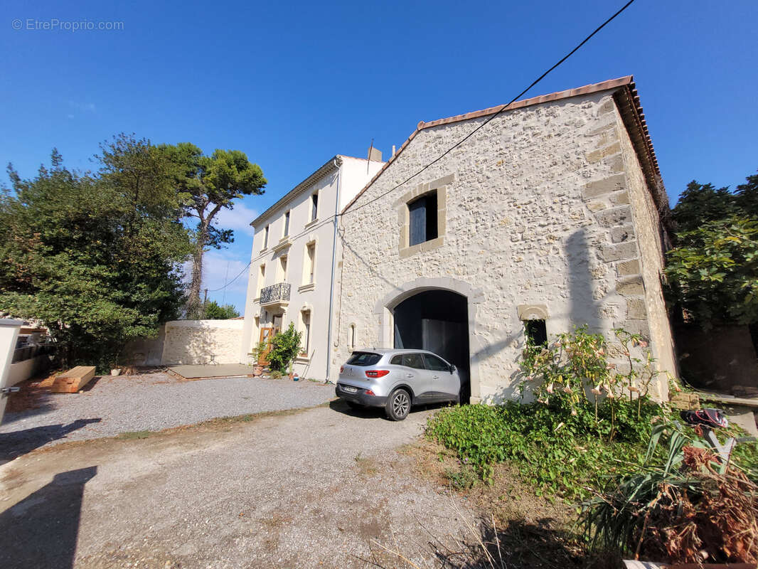 Maison à FLEURY