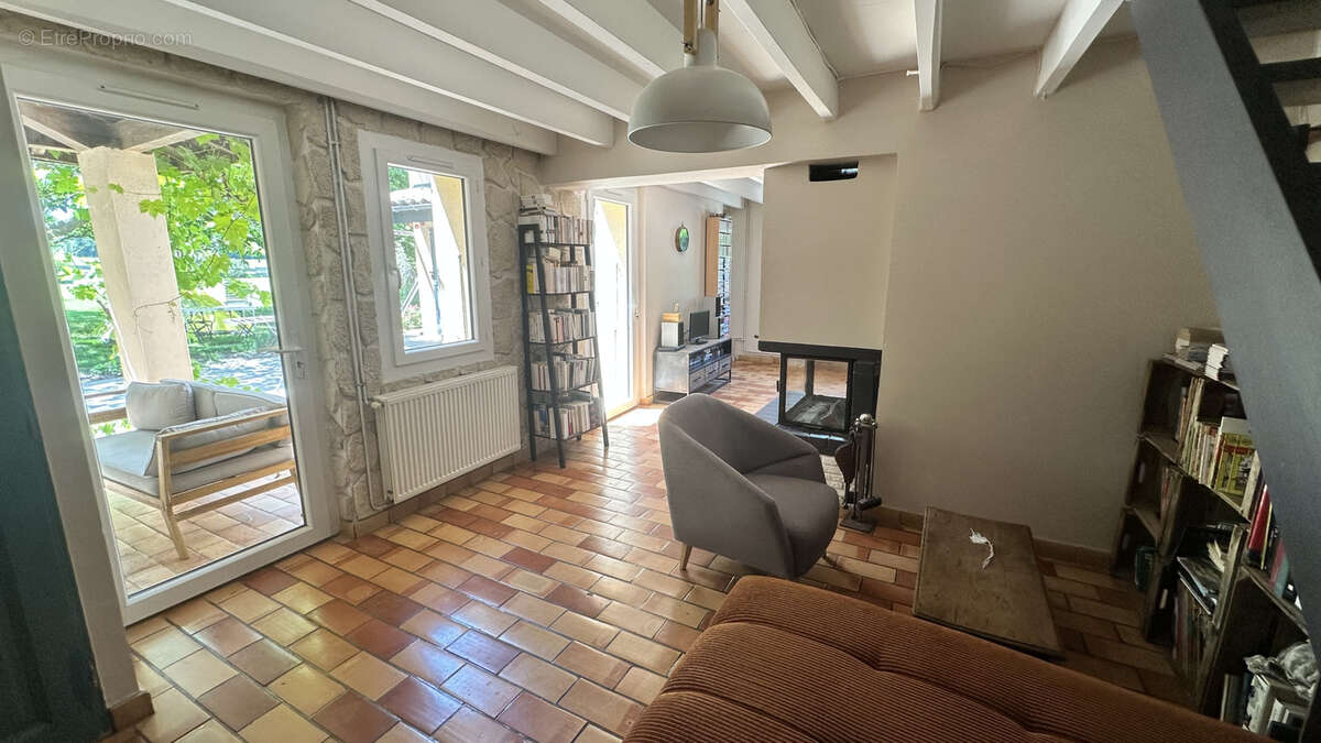 Maison à MONTMEYRAN