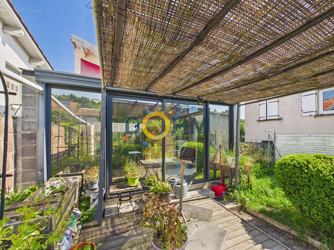 Maison en centre-ville avec jardin et garage - photo 13