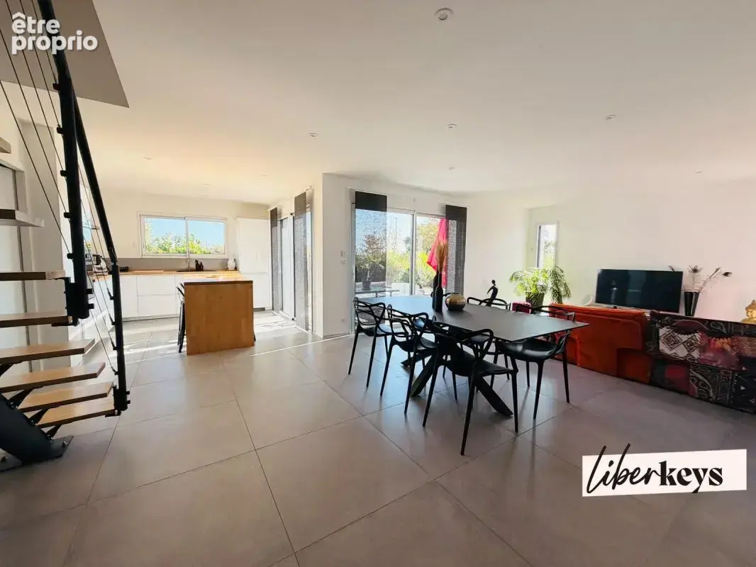 La roche-sur-yon – maison contemporaine de 2021 – 117 m² – 3 chambres – garage 25 m² – plain sud - photo 17