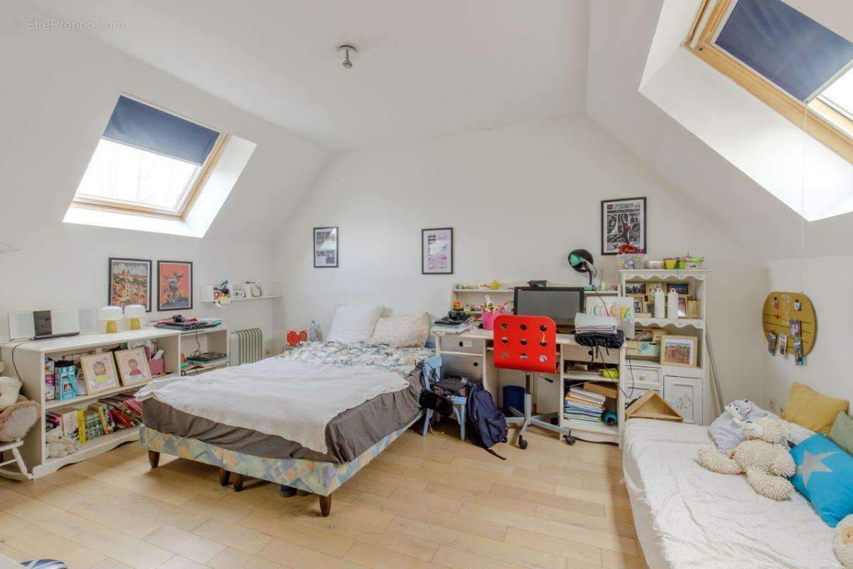 Vert - Maison à vendre avec division possible du terrain - photo 9