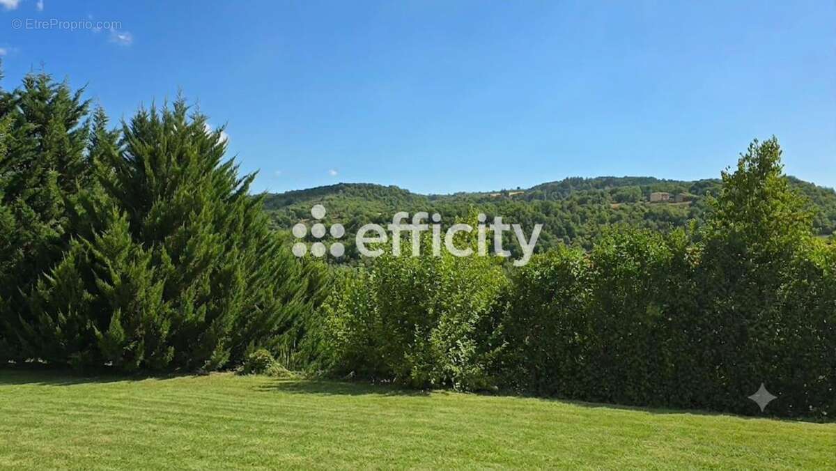 Terrain à CHATILLON