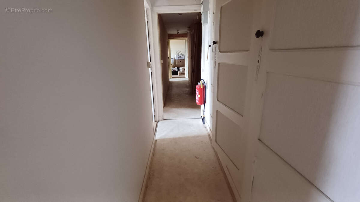 Appartement à SAINT-GENES-CHAMPANELLE