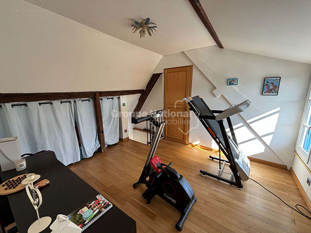 Maison à PIERREFONDS