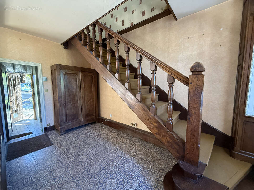 Maison à LA FERTE-IMBAULT