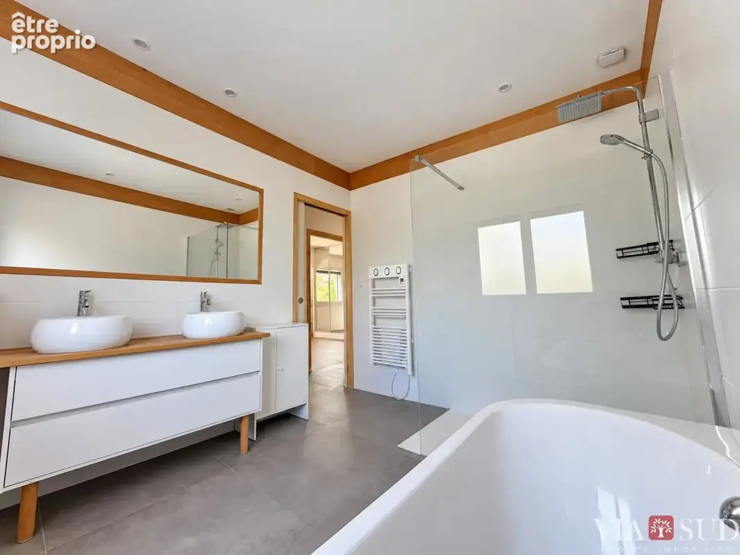 Lignan-sur-orb  une villa ouverte sur le jardin, pensée pour la vie en famille - photo 10