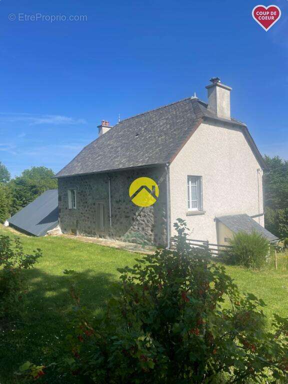 Maison 124 m² à Pierrefort  - photo 5