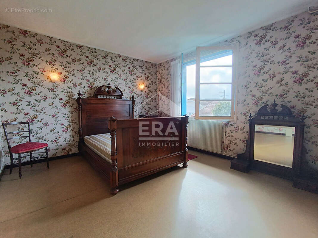 Maison à VILLENAVE-D'ORNON