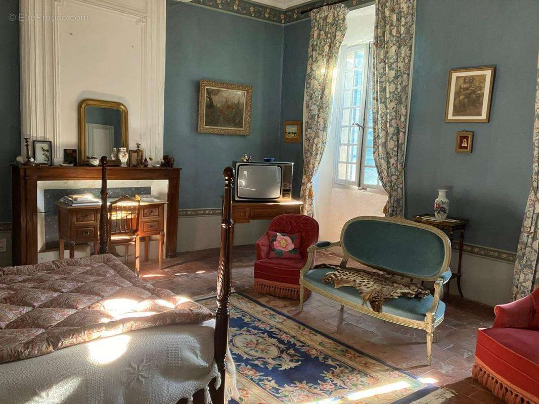 Maison de Maître avec jardin vue sur la Saint Julien - photo 12