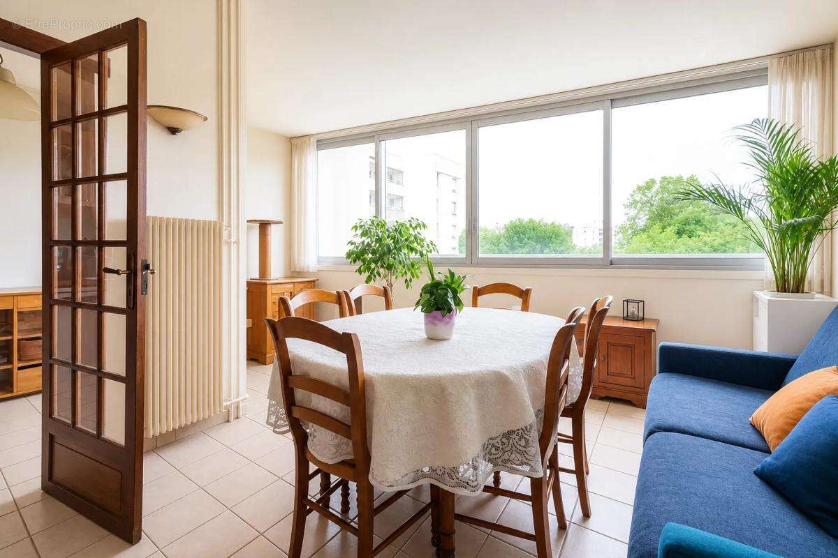 Appartement de 5 pièces de 92 m² à Franconville - photo 6