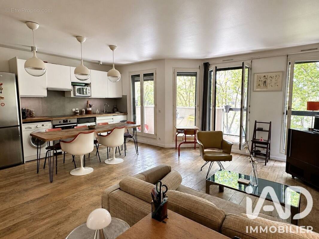 Photo 1 - Appartement à MONTROUGE