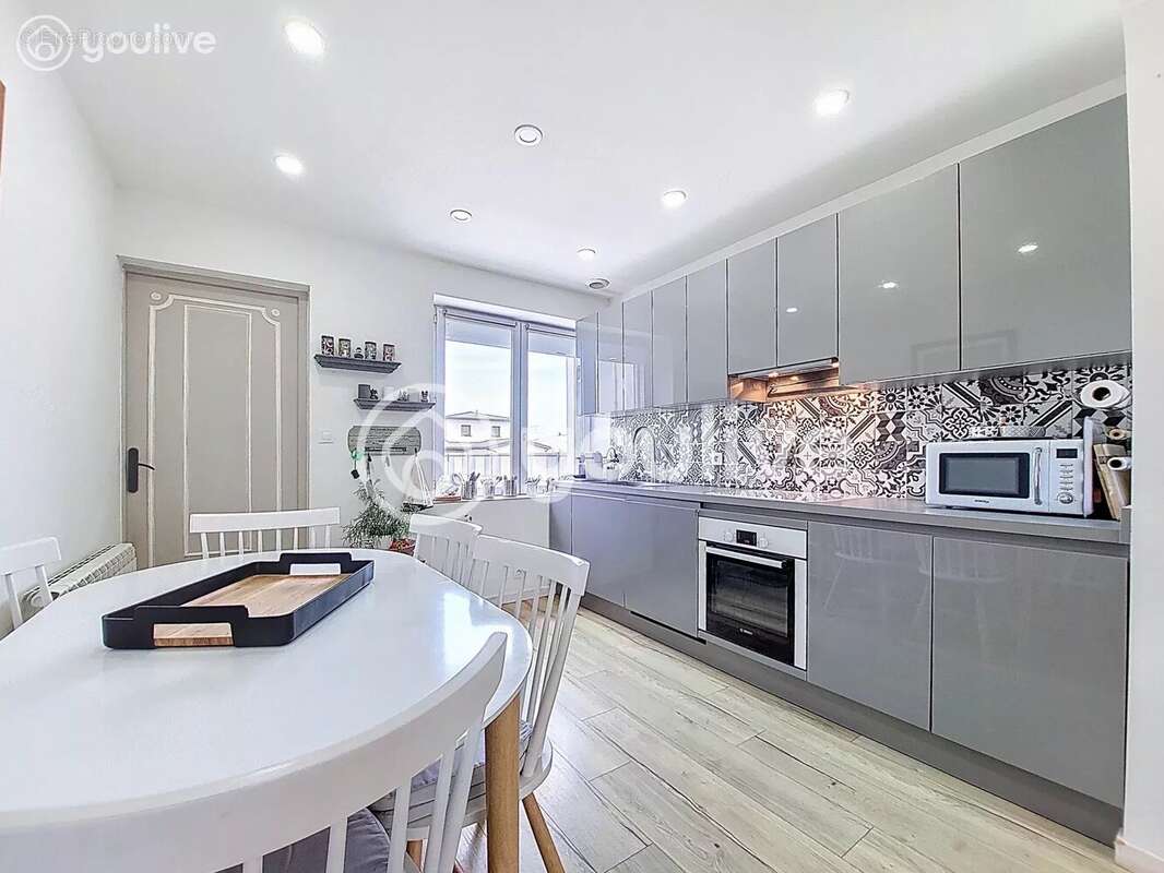 Maison à PLOUGUERNEAU