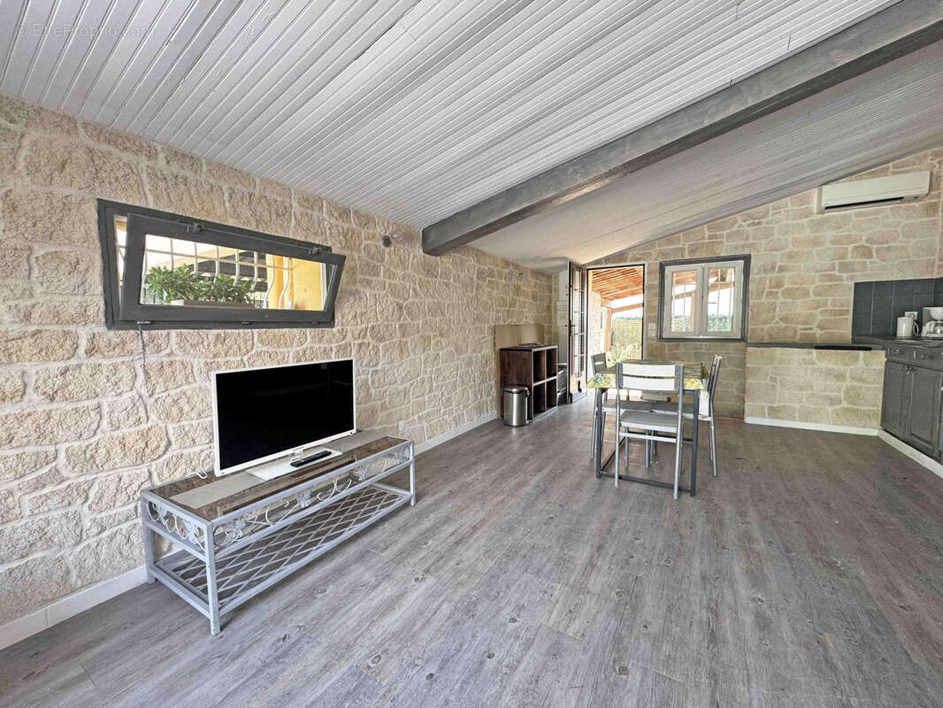 Appartement à VENCE