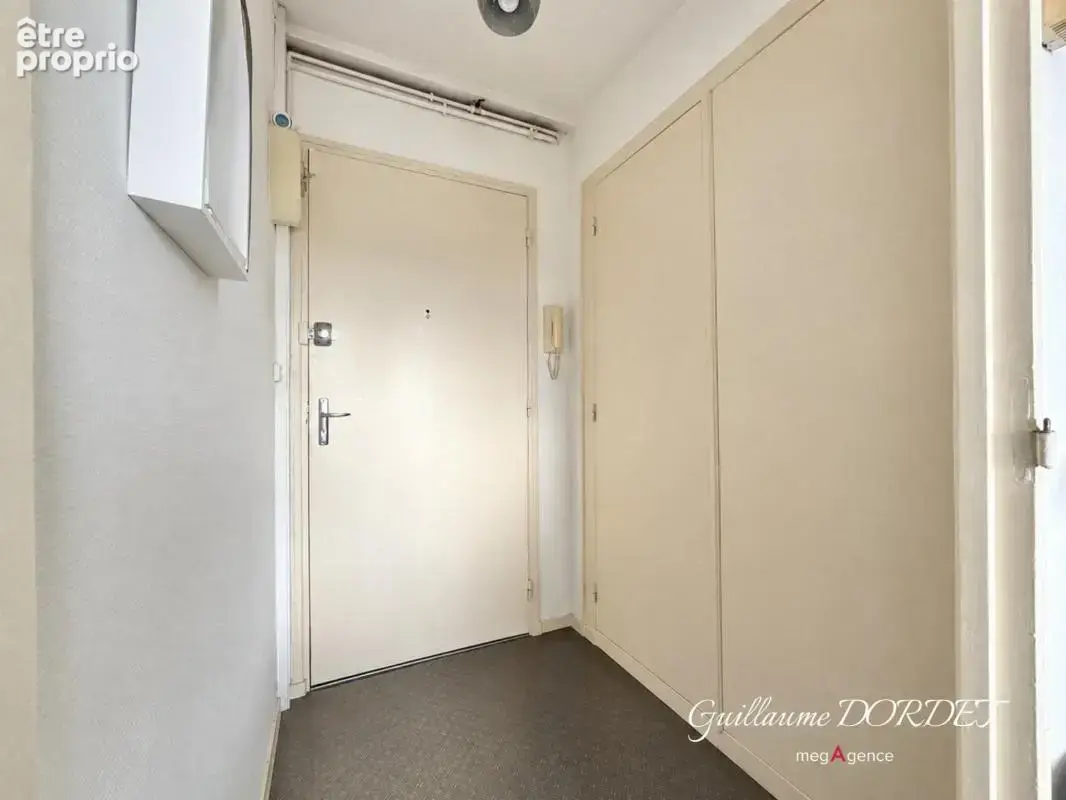 Appartement T2 lumineux - Belle vue - Commerces - photo 8
