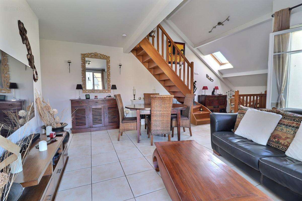 Appartement à CHESSY