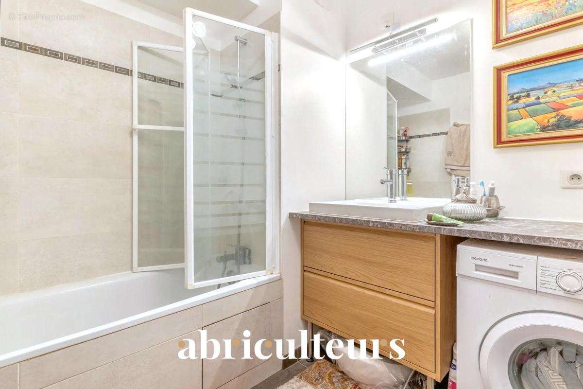 Appartement à COLOMBES