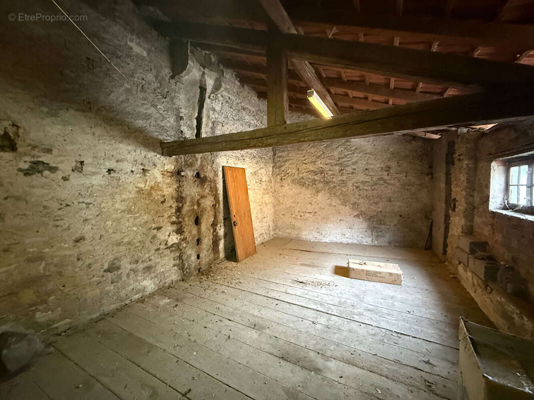 Maison à ROSIERES-AUX-SALINES