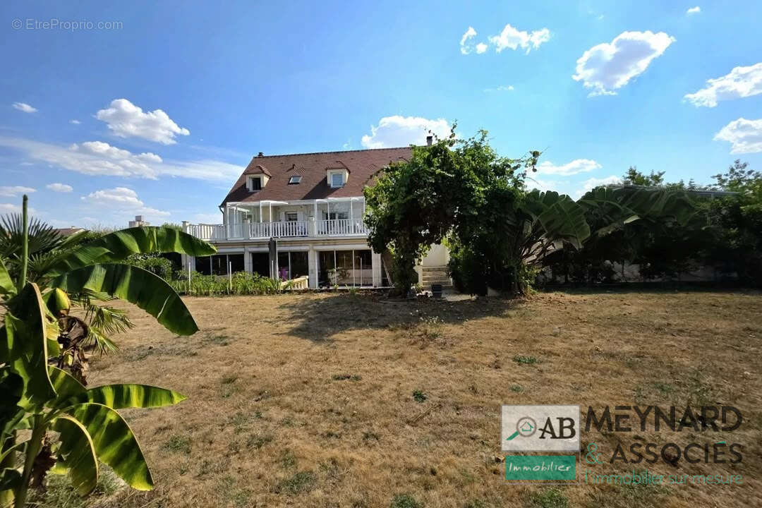 Pézarches   Maison à vendre familiale 273 m2 avec espace bien-être et sous-sol total - photo 18