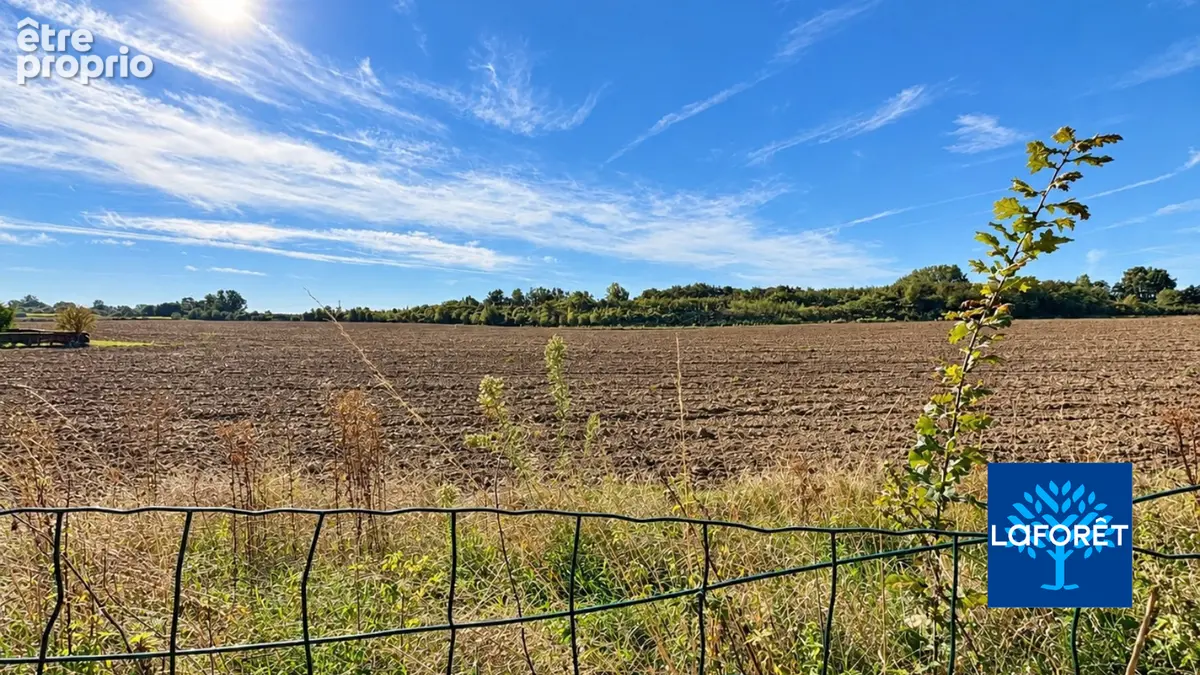 Terrain constructible 750 m²  Projet de plusieurs maisons ou belle longère  Saultain - photo 3