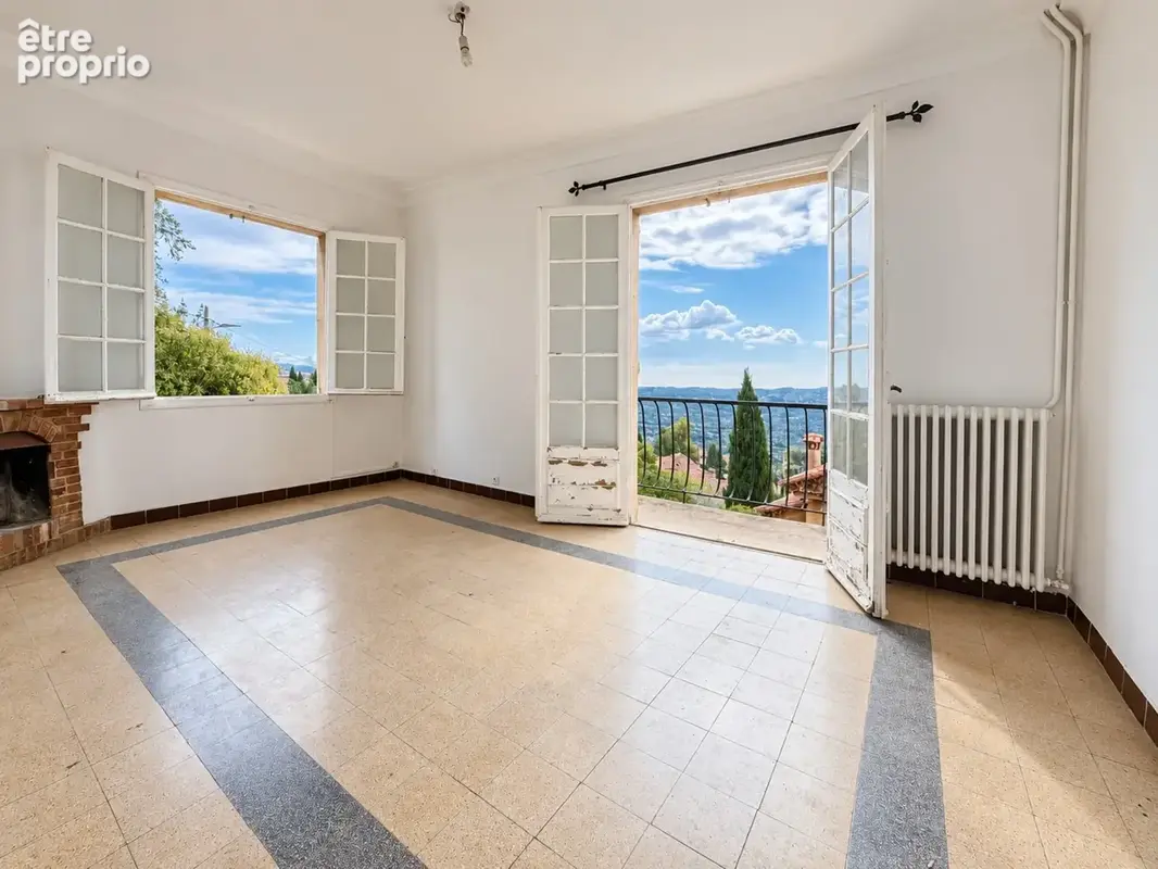 Maison à rénover avec deux appartements et vue mer – grasse est(06) - photo 3