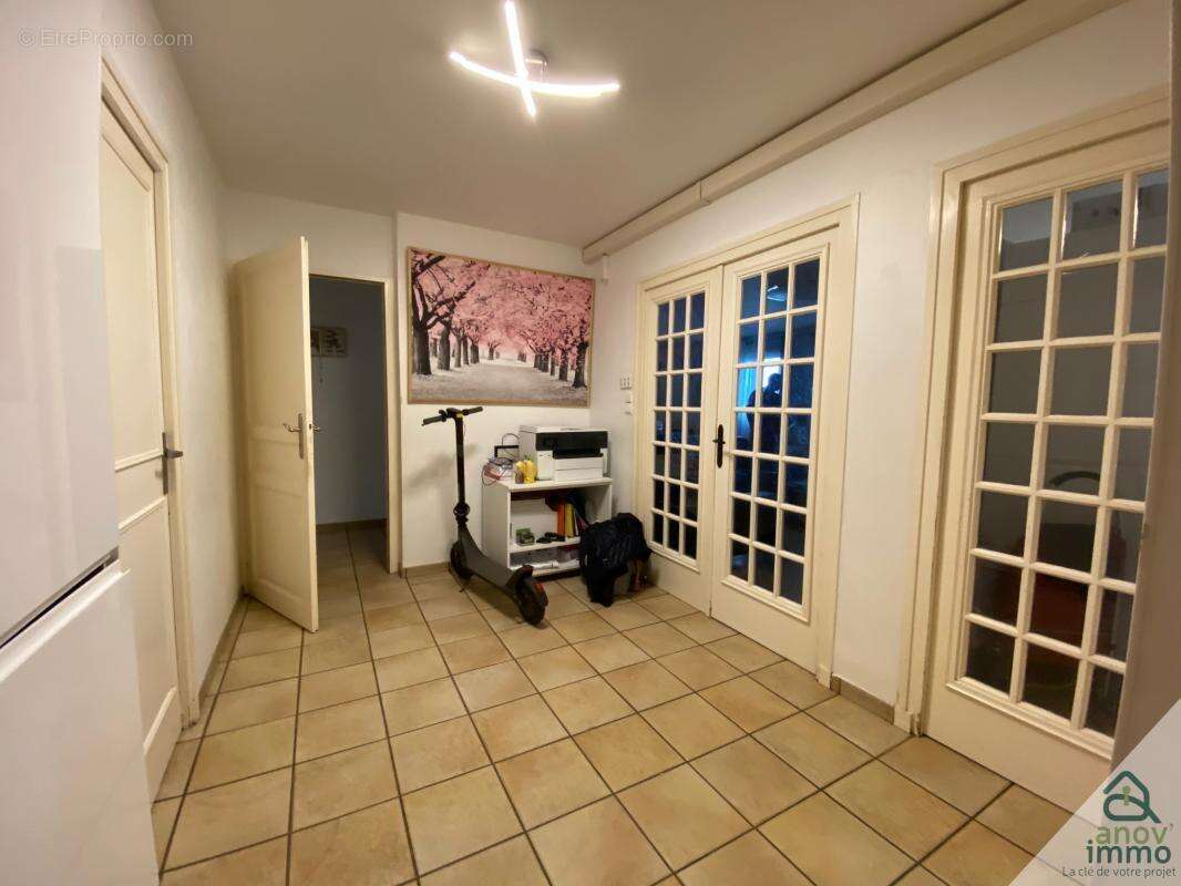 Appartement à BRON