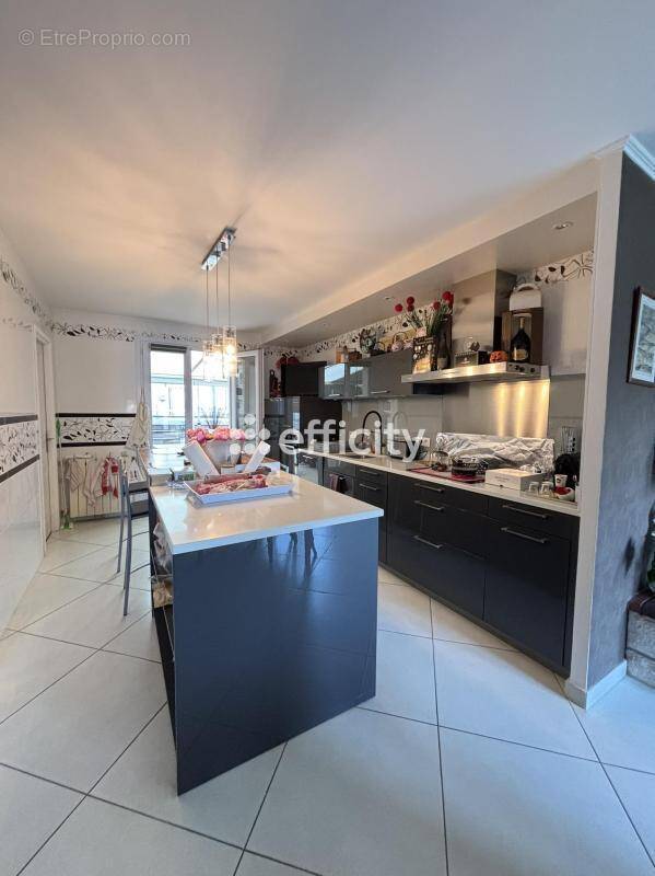 Maison à NIEUL-SUR-MER