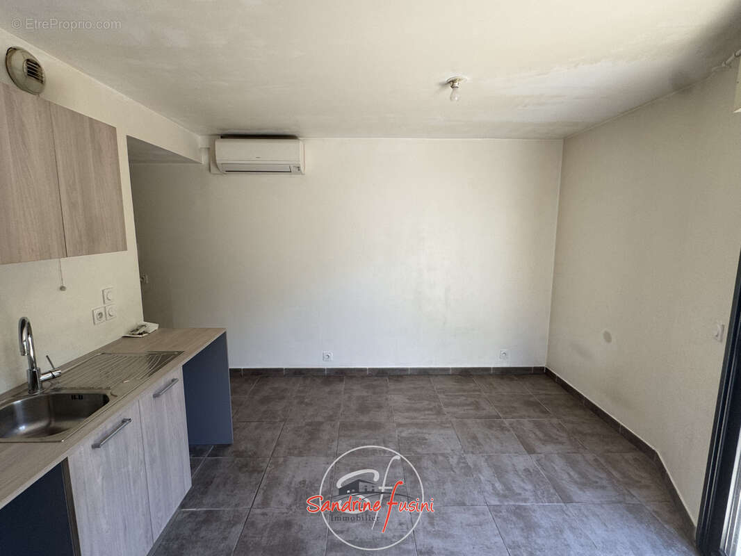 Appartement à VENCE