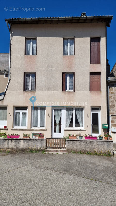 Maison à LE BEAGE