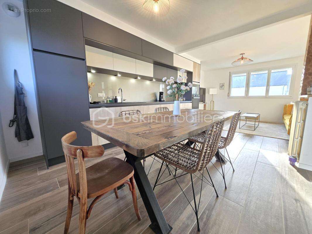 Maison à PLOUER-SUR-RANCE