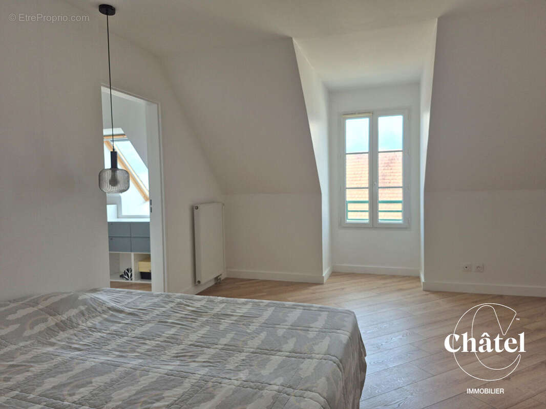 Appartement  hypercentre - 3 ch . 94 m2 . cave . parking en sous sol - photo 5