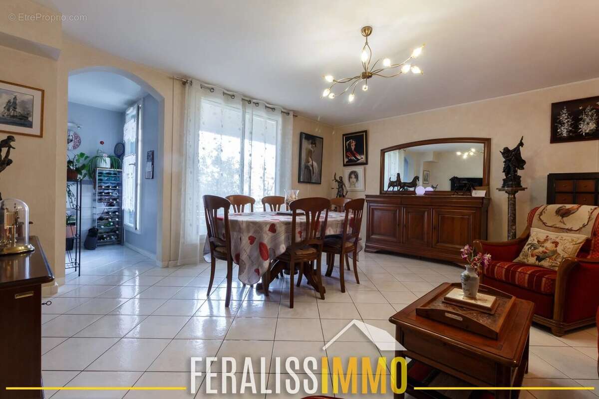 Appartement à ERAGNY