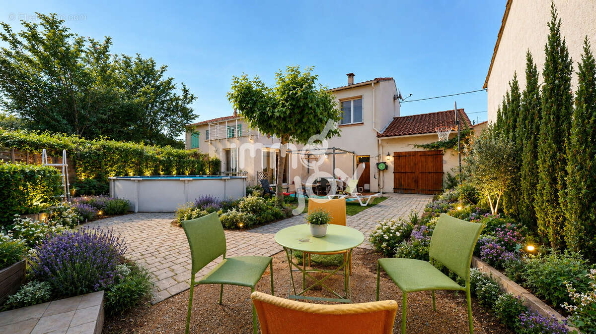 Béziers Maison T5 de 110 m2 avec jardin et garage - photo 2