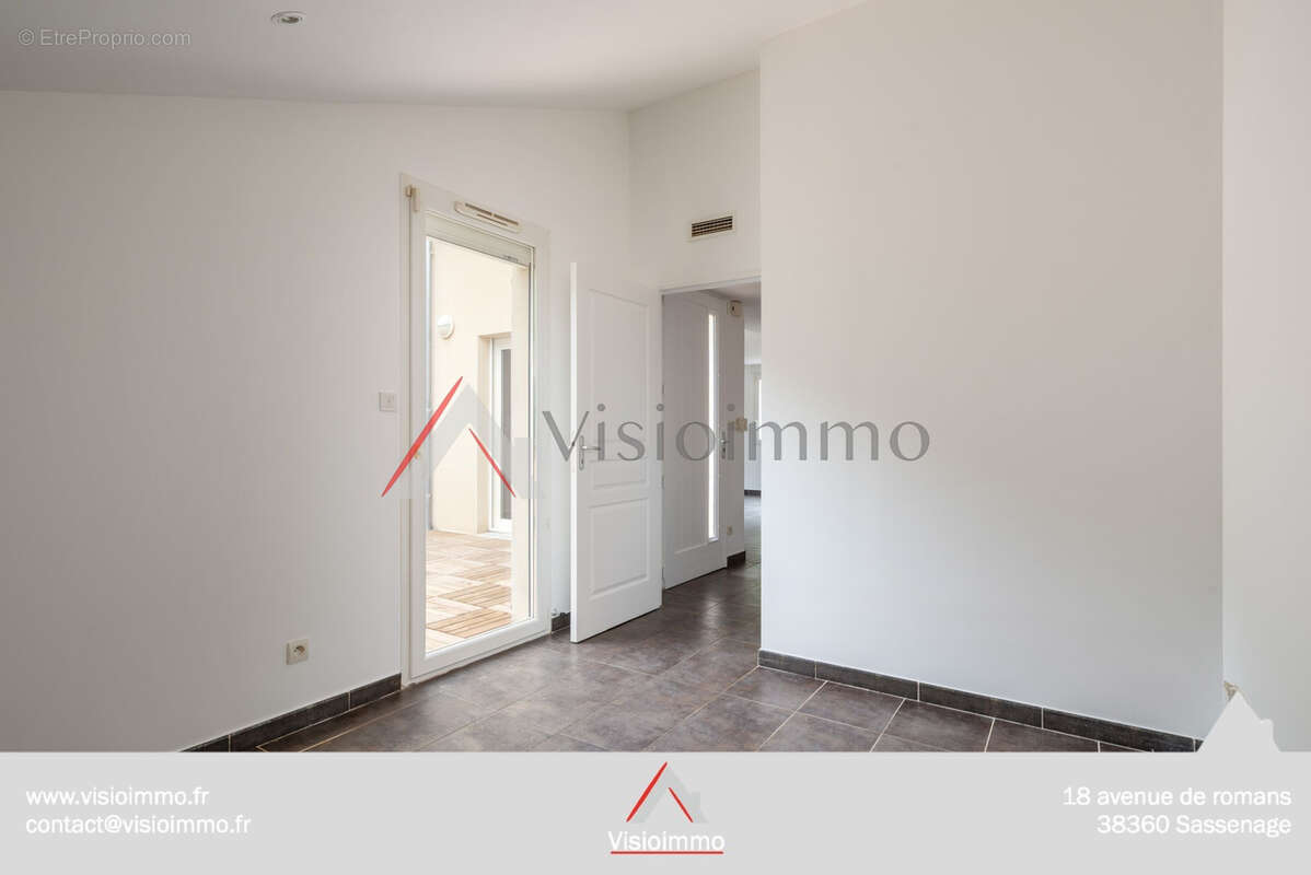 Appartement à SASSENAGE